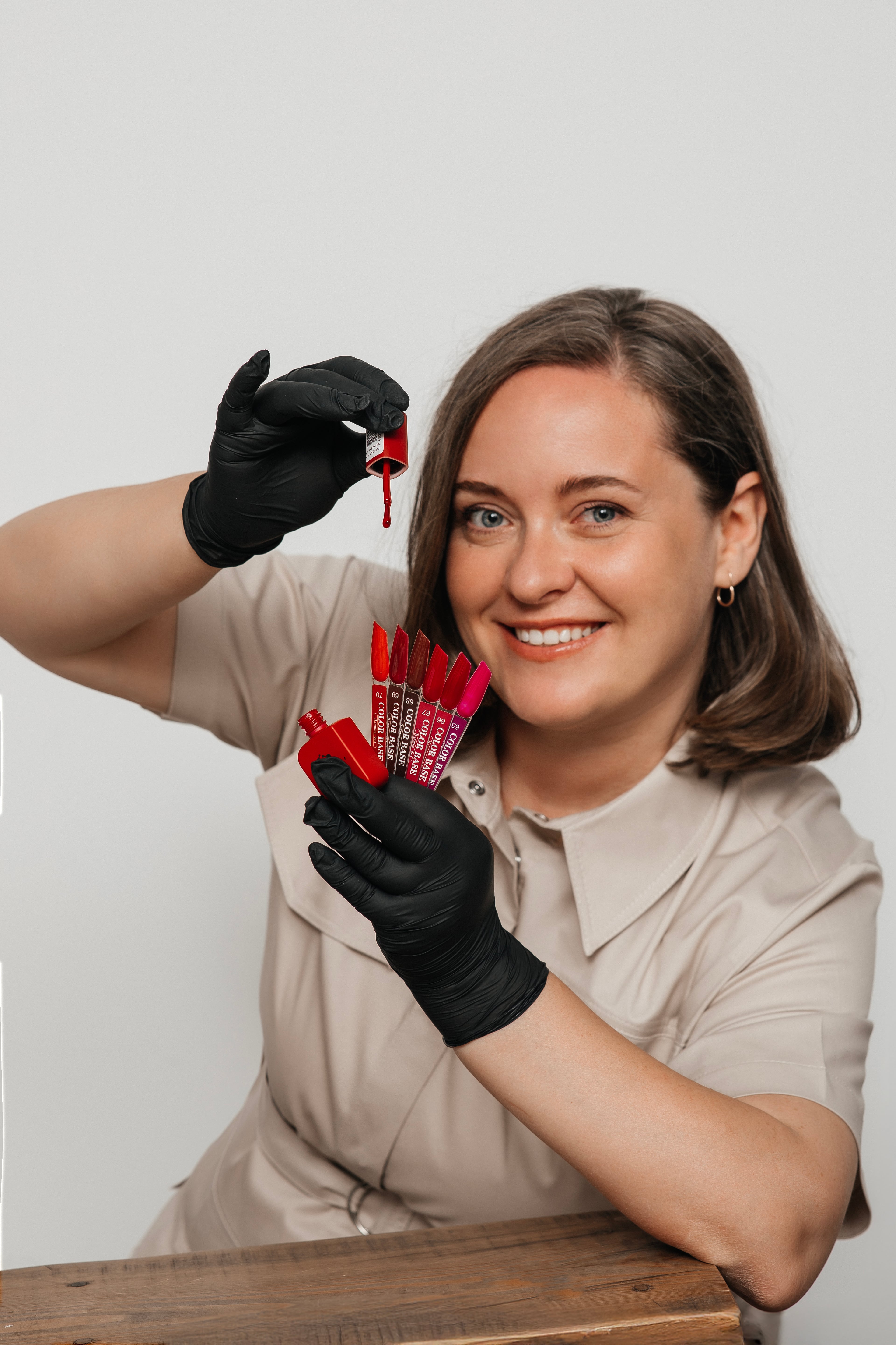 Nail expert with tools